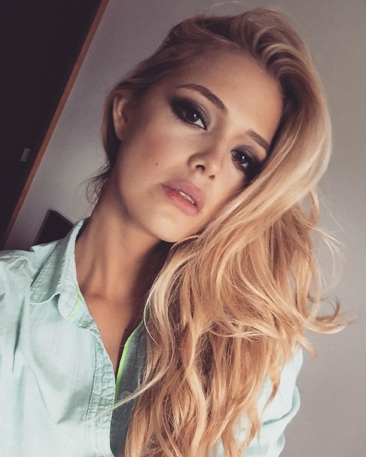 Adriana Ayala
