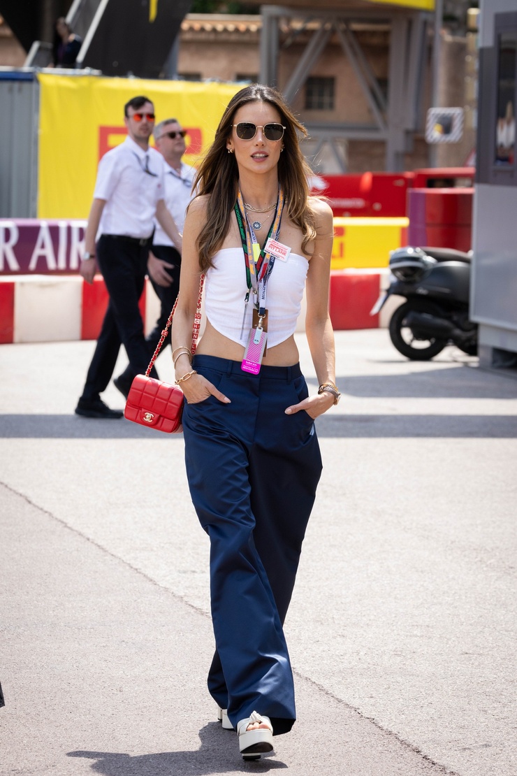 Alessandra Ambrosio Alessandra Ambrosio