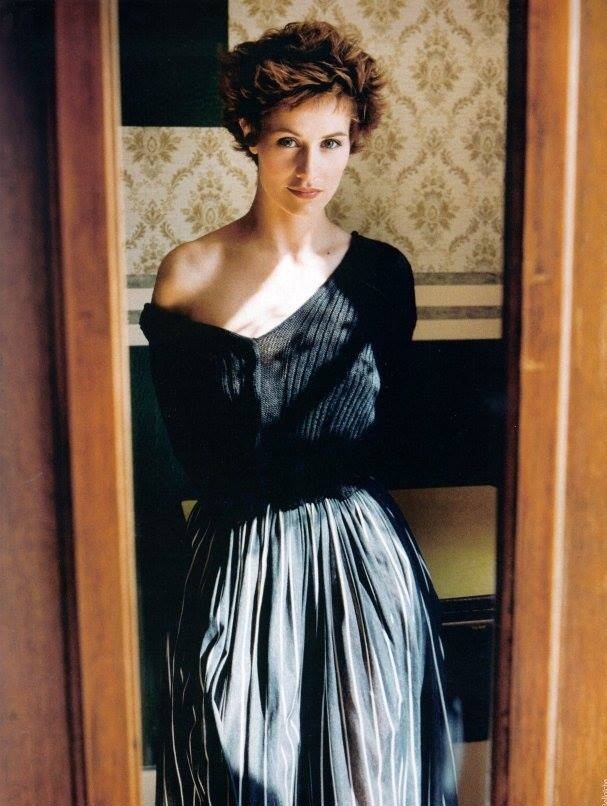 Cécile De France