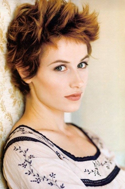 Cécile De France