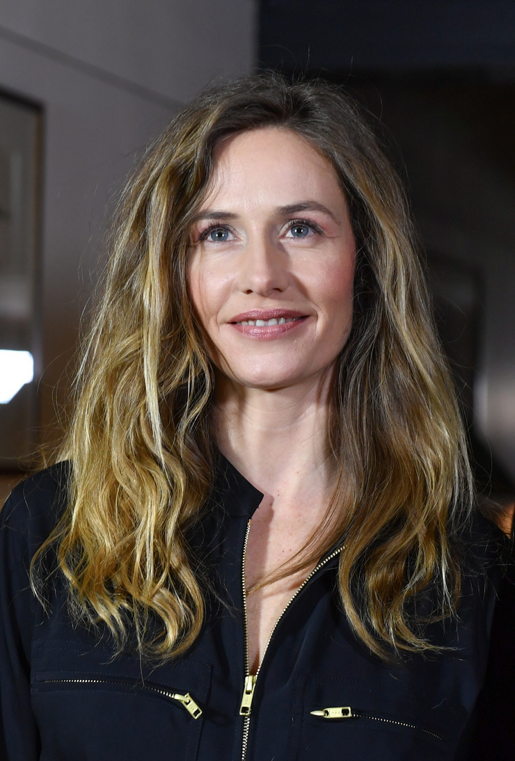 Cécile De France