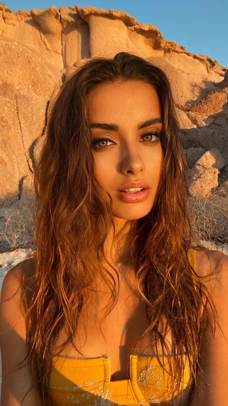Liza Kovalenkoo Liza Kovalenkoo