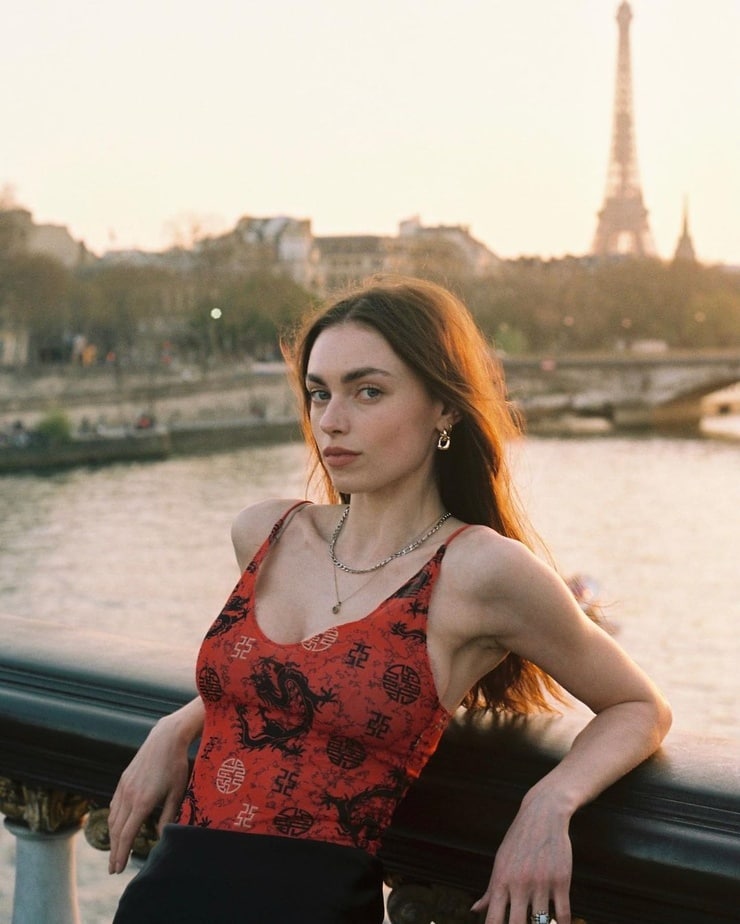 Charleen Weiss Charleen Weiss