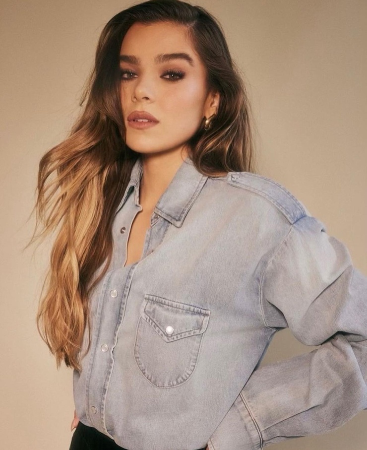 Hailee Steinfeld
