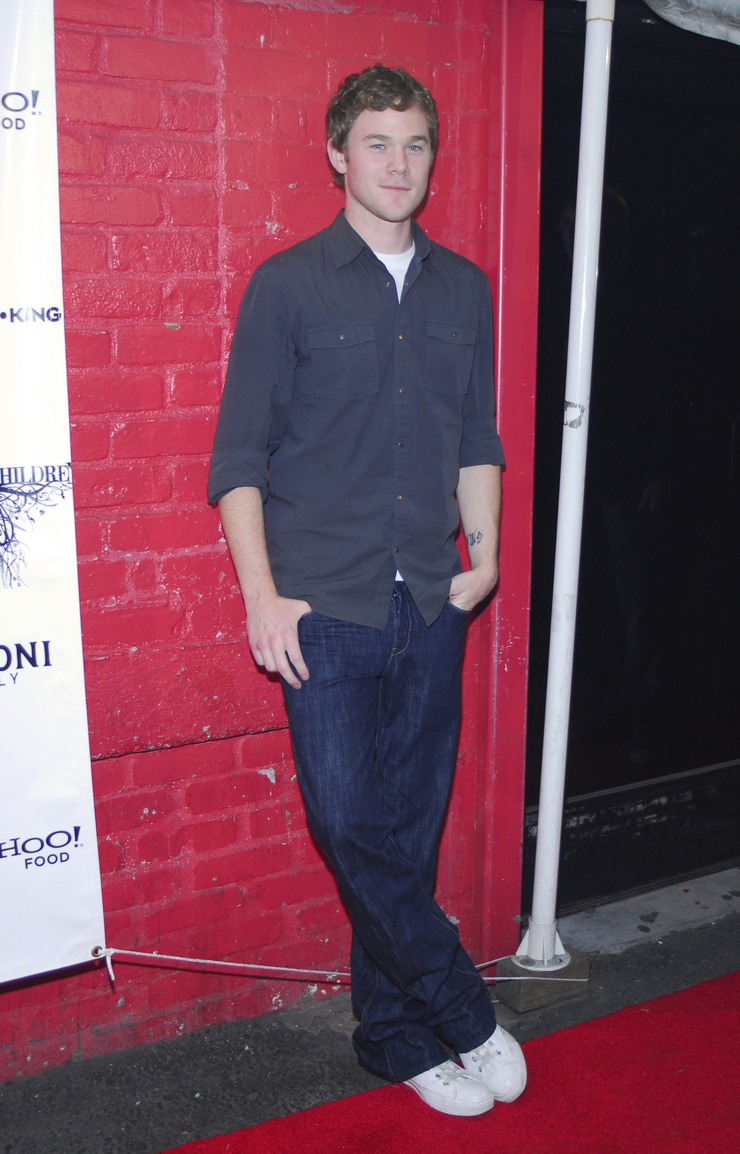 Aaron Ashmore