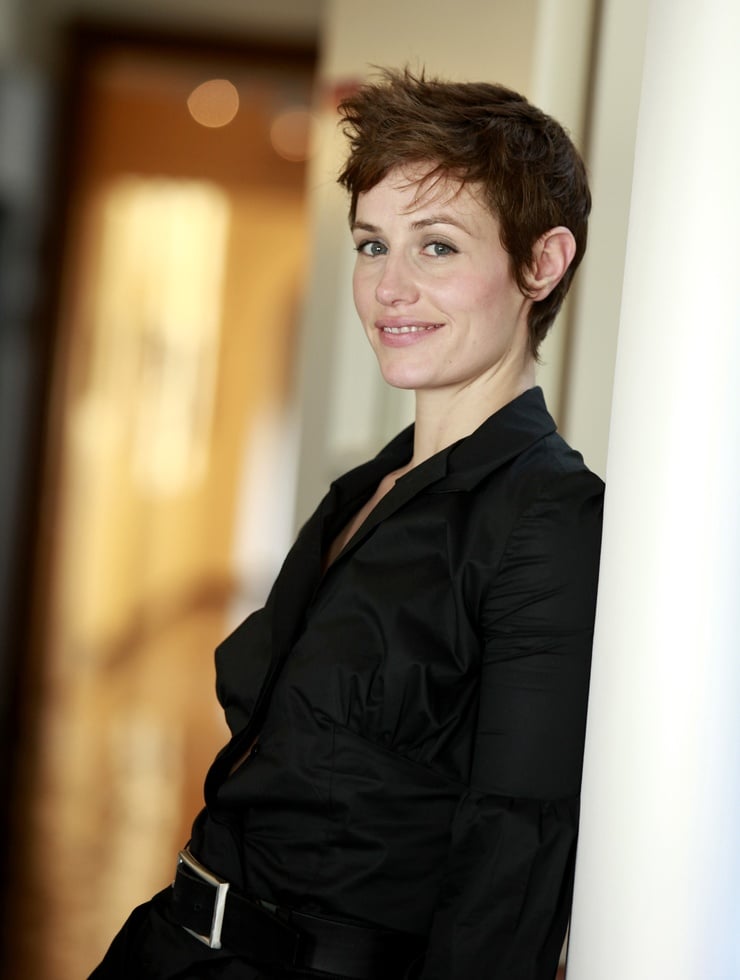Cécile De France
