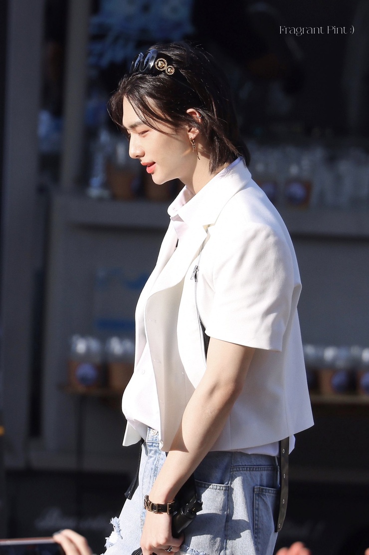 Hyun-Jin Hwang