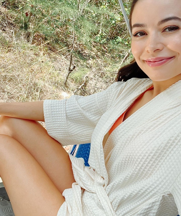 Miranda Cosgrove Miranda Cosgrove