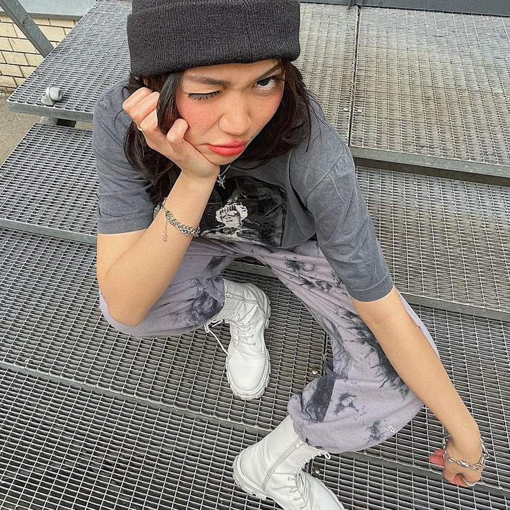 Nhung Hong