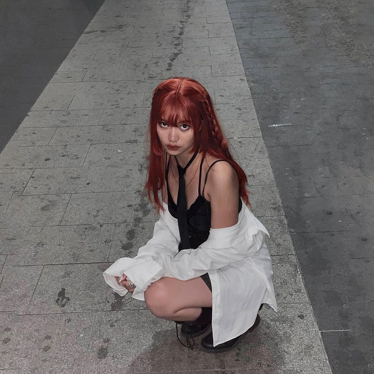 Nhung Hong