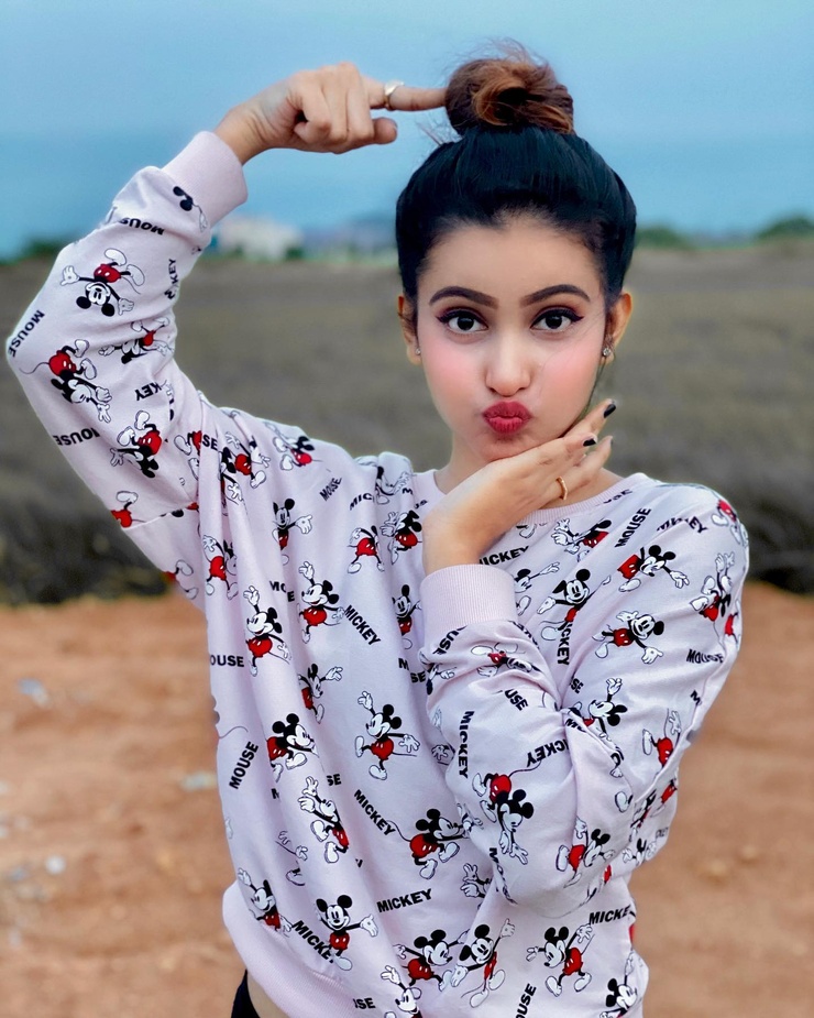 Deepika Pilli