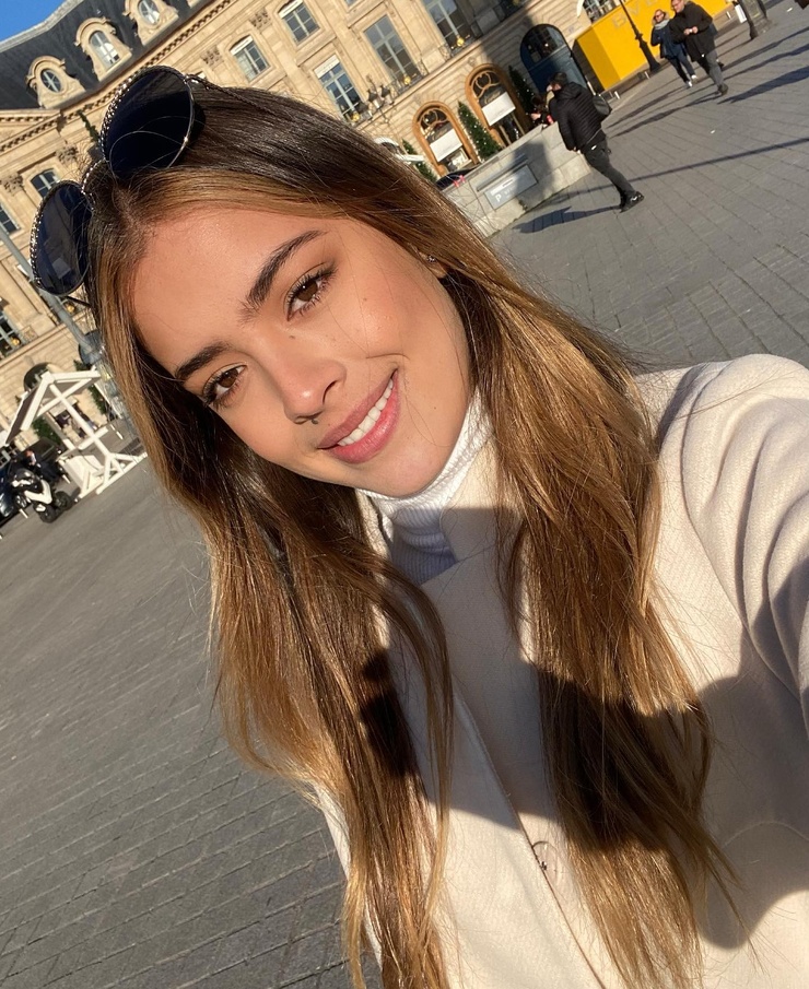 VERO HERNÁNDEZ