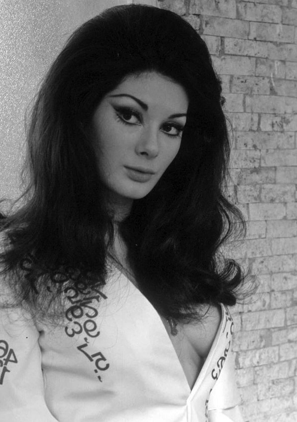 Edwige Fenech