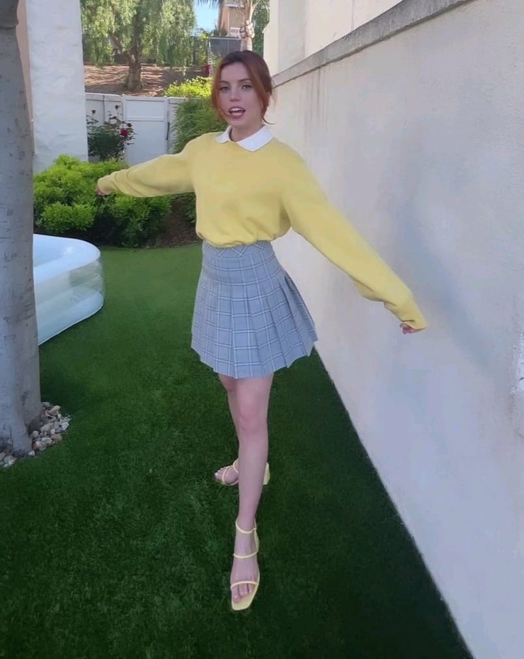 Sydney Sierota Sydney Sierota