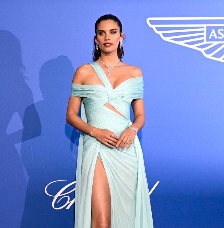 Sara Sampaio Sara Sampaio
