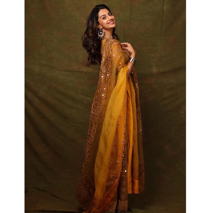 Meenakshi Chaudhary