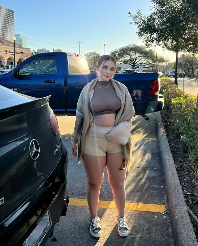 Tayler Hills
