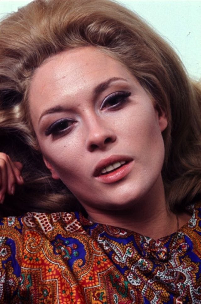 Faye Dunaway