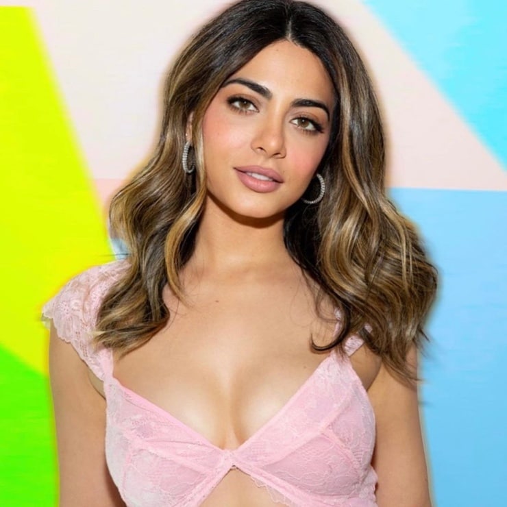 Emeraude Toubia Emeraude Toubia