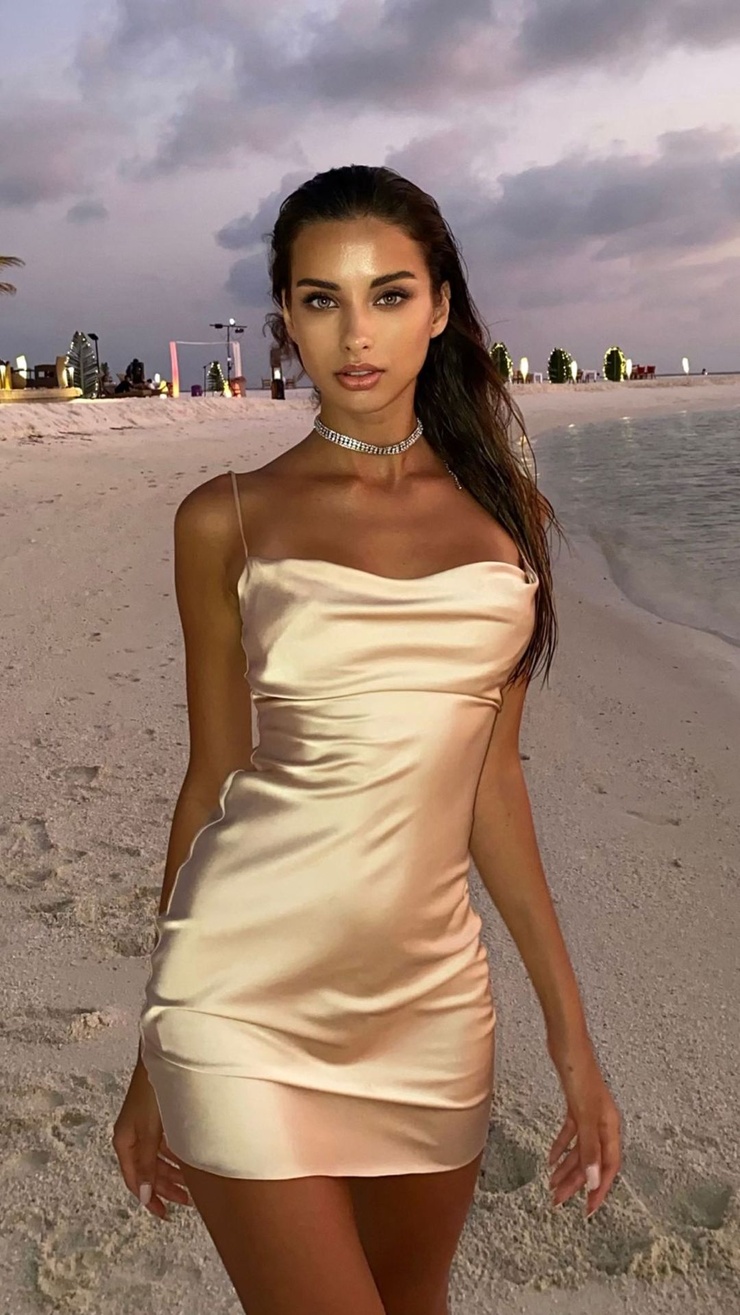 Liza Kovalenkoo Liza Kovalenkoo