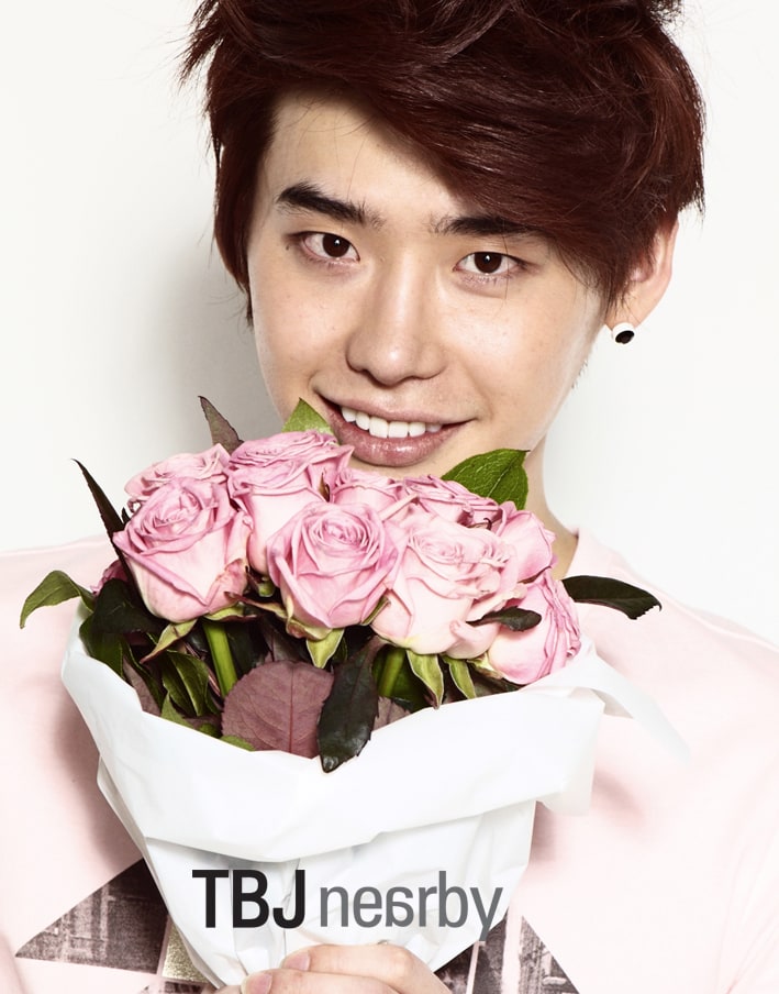 Jong Suk Lee