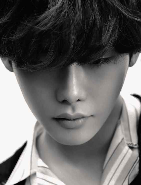 Jong Suk Lee