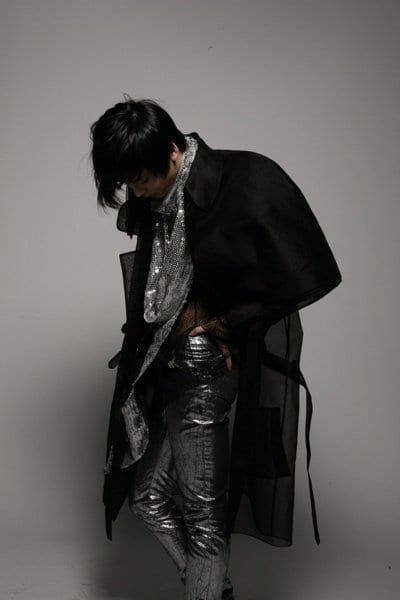 Jong Suk Lee
