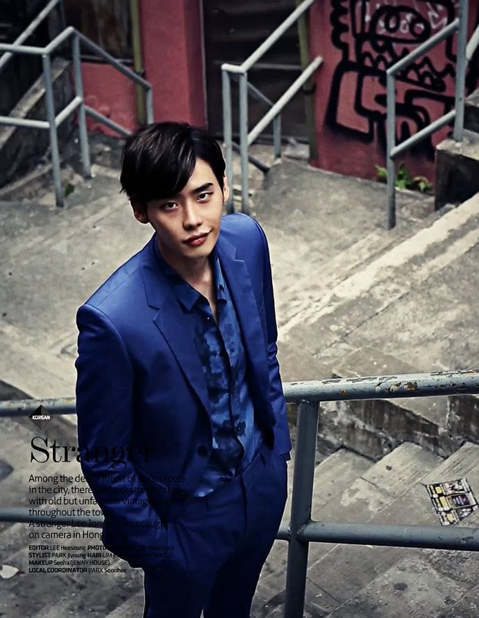 Jong Suk Lee
