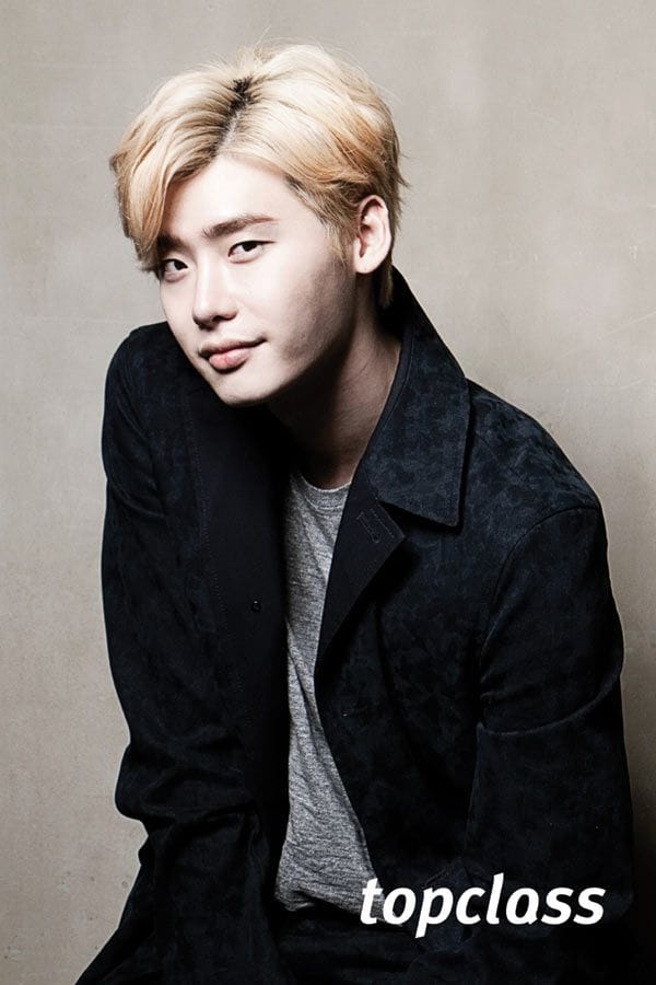 Jong Suk Lee