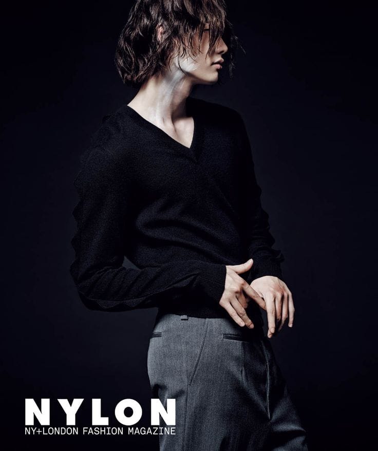 Jong Suk Lee