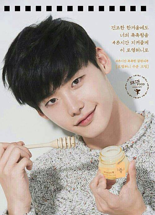 Jong Suk Lee