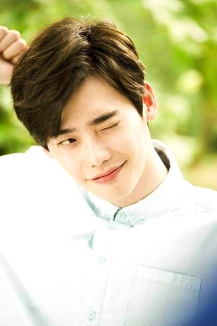 Jong Suk Lee