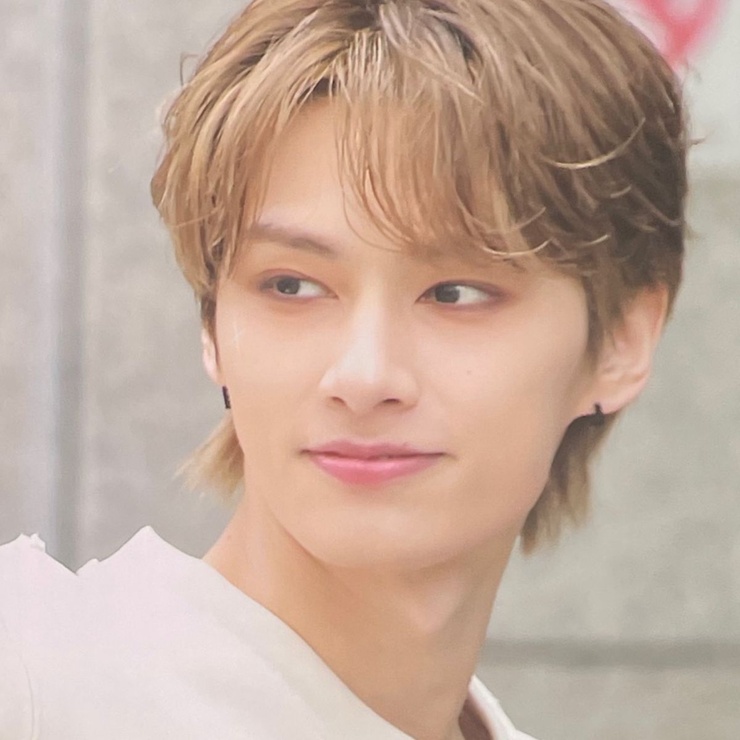 Junhui Wen