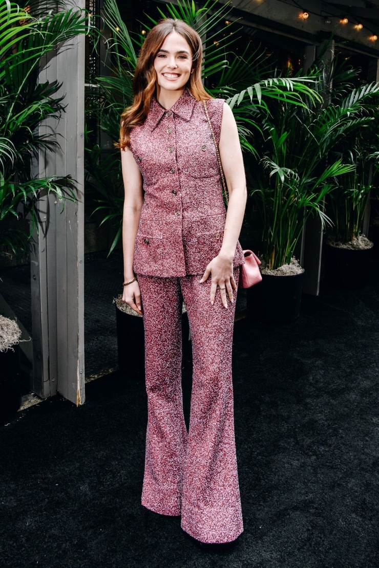 Zoey Deutch
