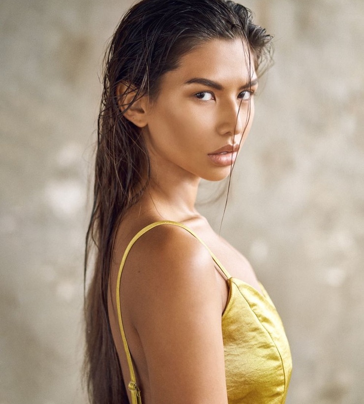 Pilar Cruz Pilar Cruz