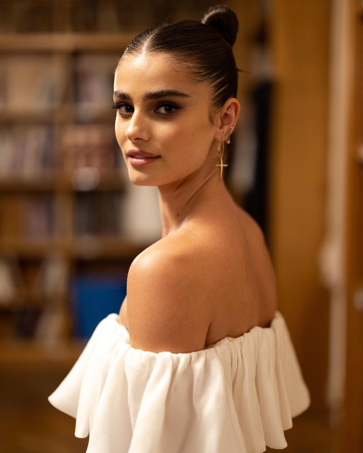 Taylor Marie Hill Taylor Marie Hill