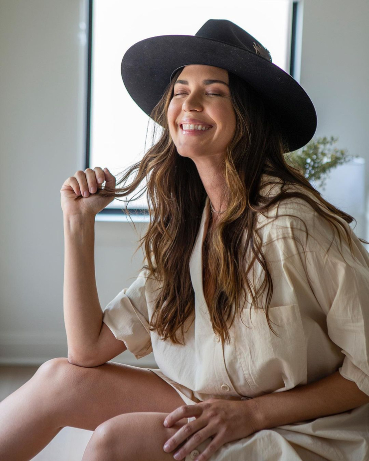 Odette Annable
