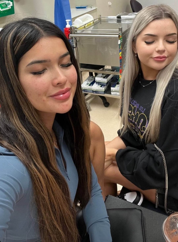 Naomi Gracie Naomi Gracie