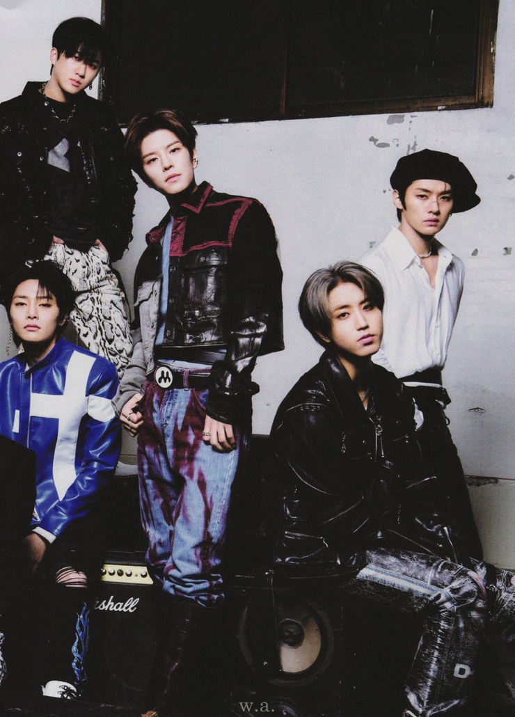 Stray Kids