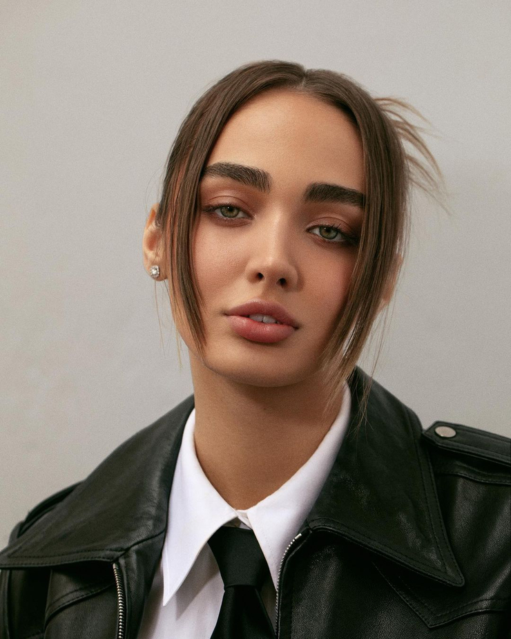 Leila Bauer