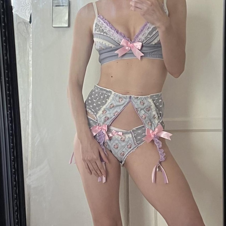 Alina Lee