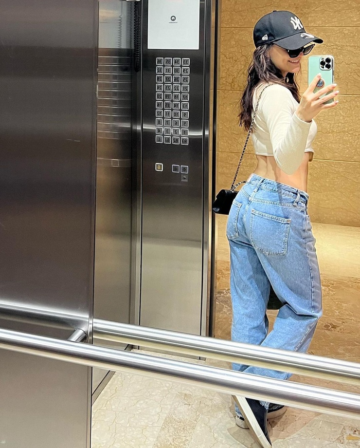 Elli Avram