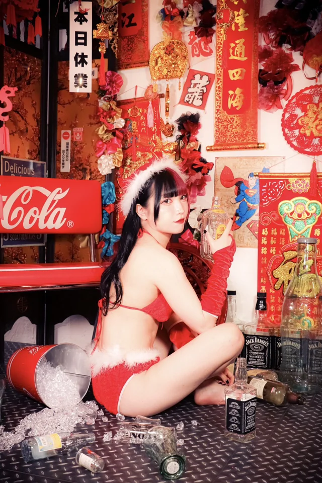 Maki Ito