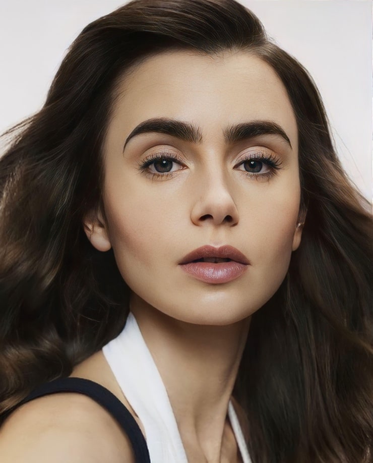 Lily Collins