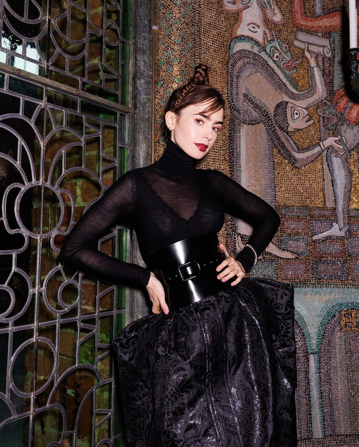 Lily Collins Lily Collins