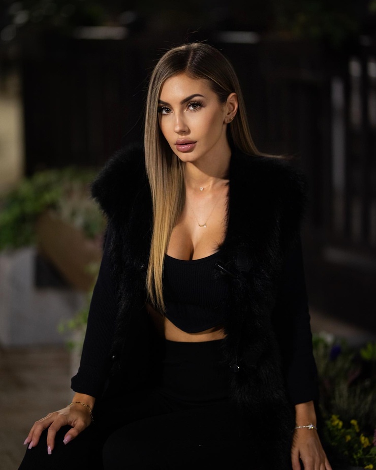 Isabella González