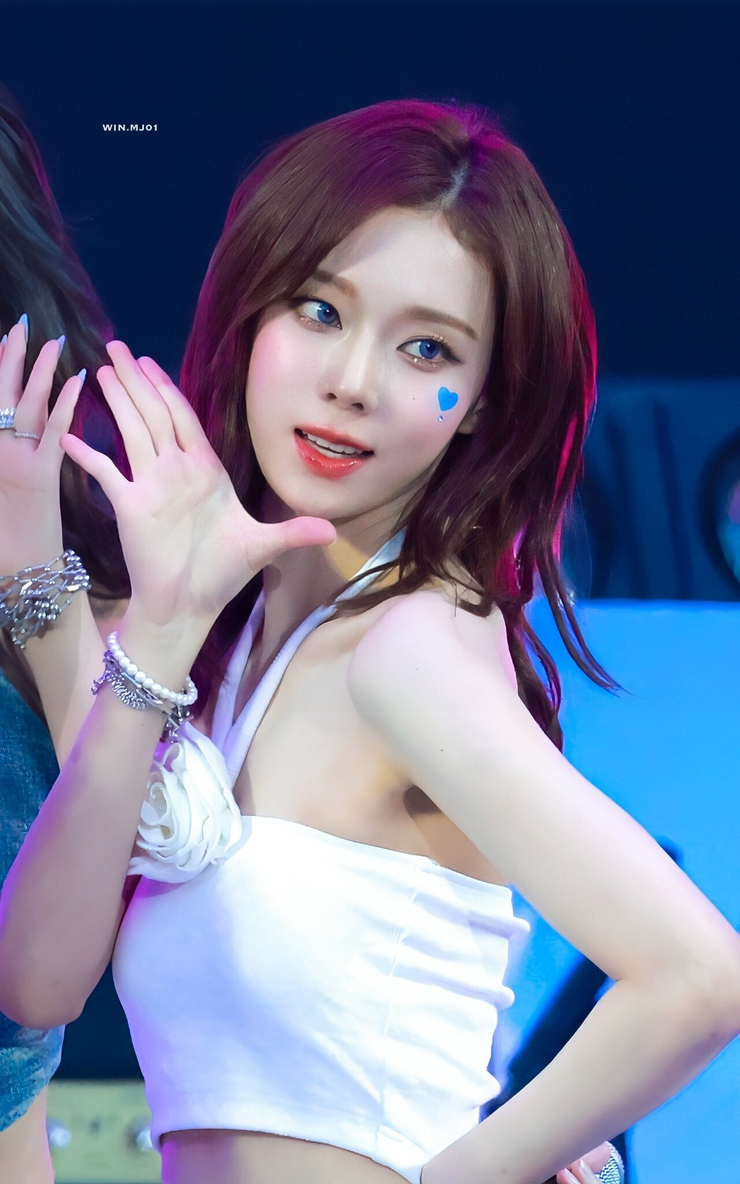 Min-Jeong Kim