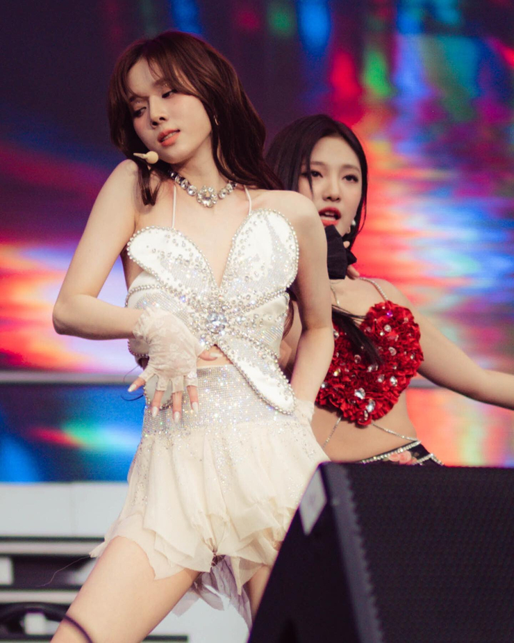 Min-Jeong Kim