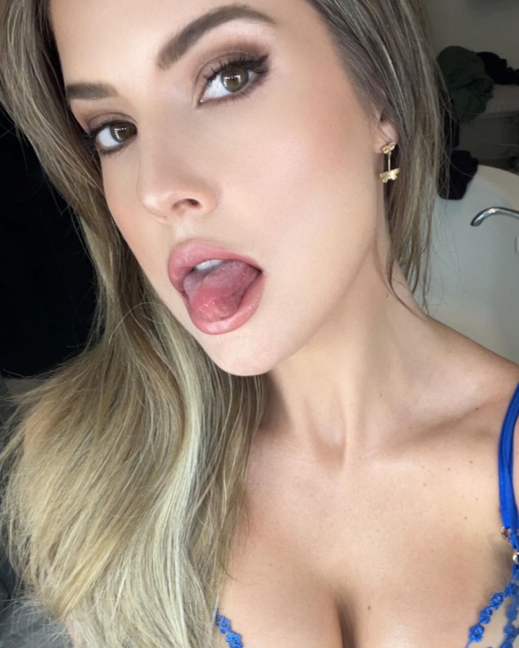 Amanda Cerny Amanda Cerny