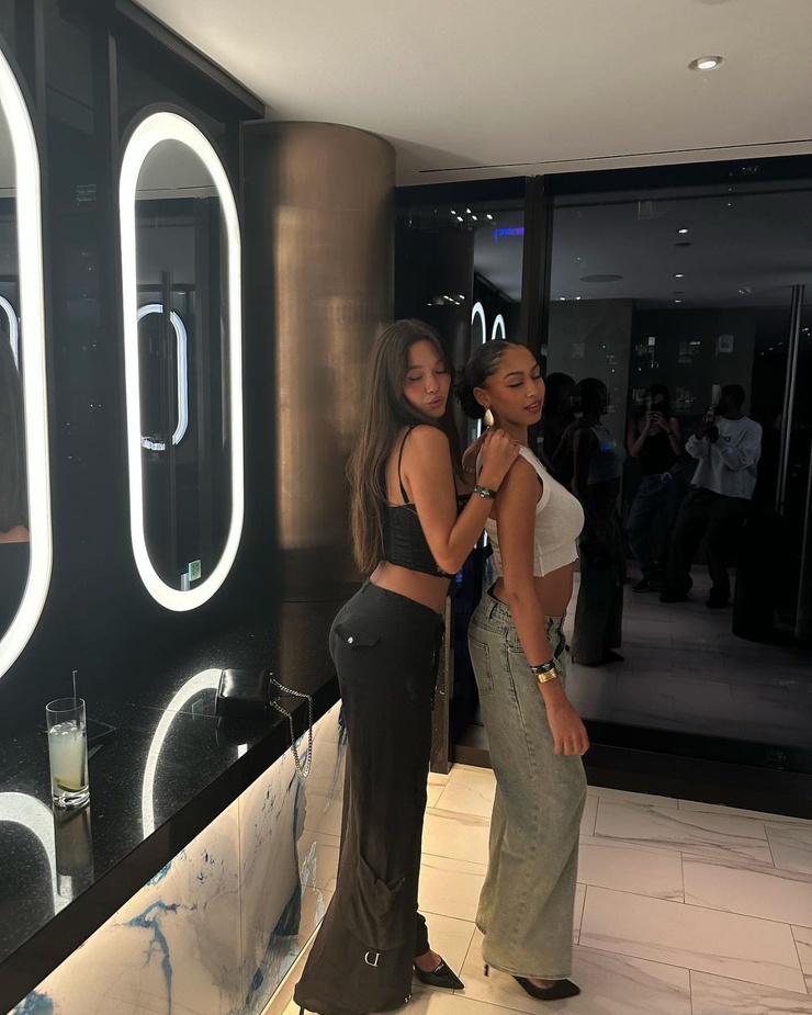 Lily Chee Lily Chee